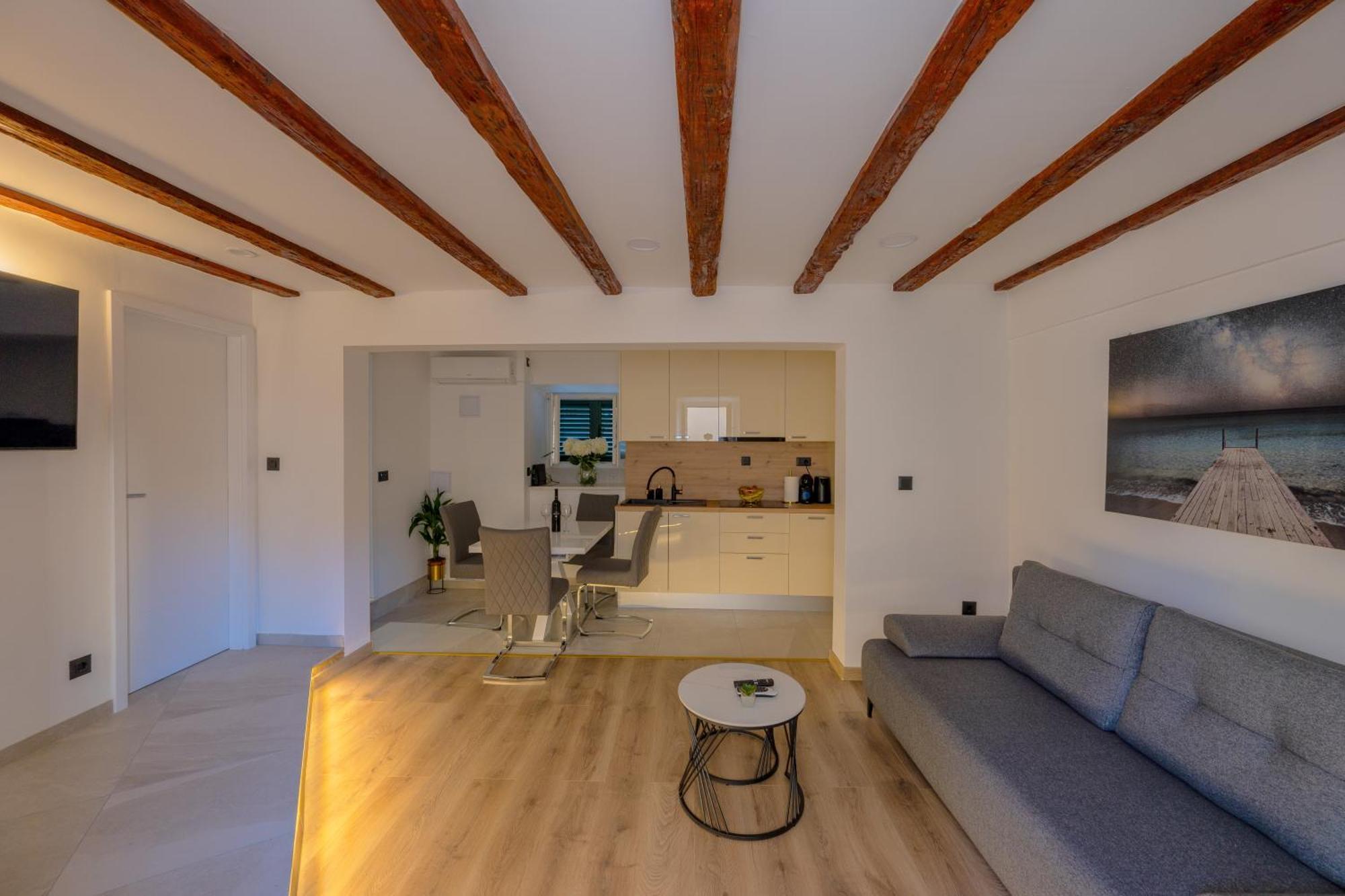 Apartmán Bernard Deluxe Renovated Peaceful Old Town Gem Split Exteriér fotografie